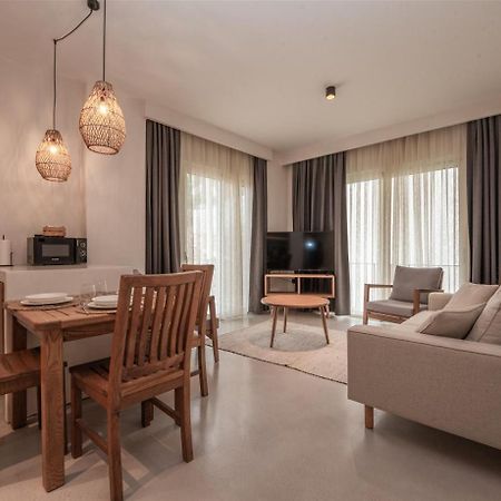 Gizz Suites City Фетие Екстериор снимка
