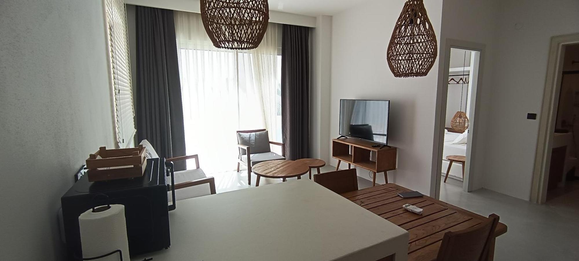 Gizz Suites City Фетие Екстериор снимка